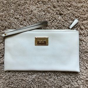 Michael Kors Clutch